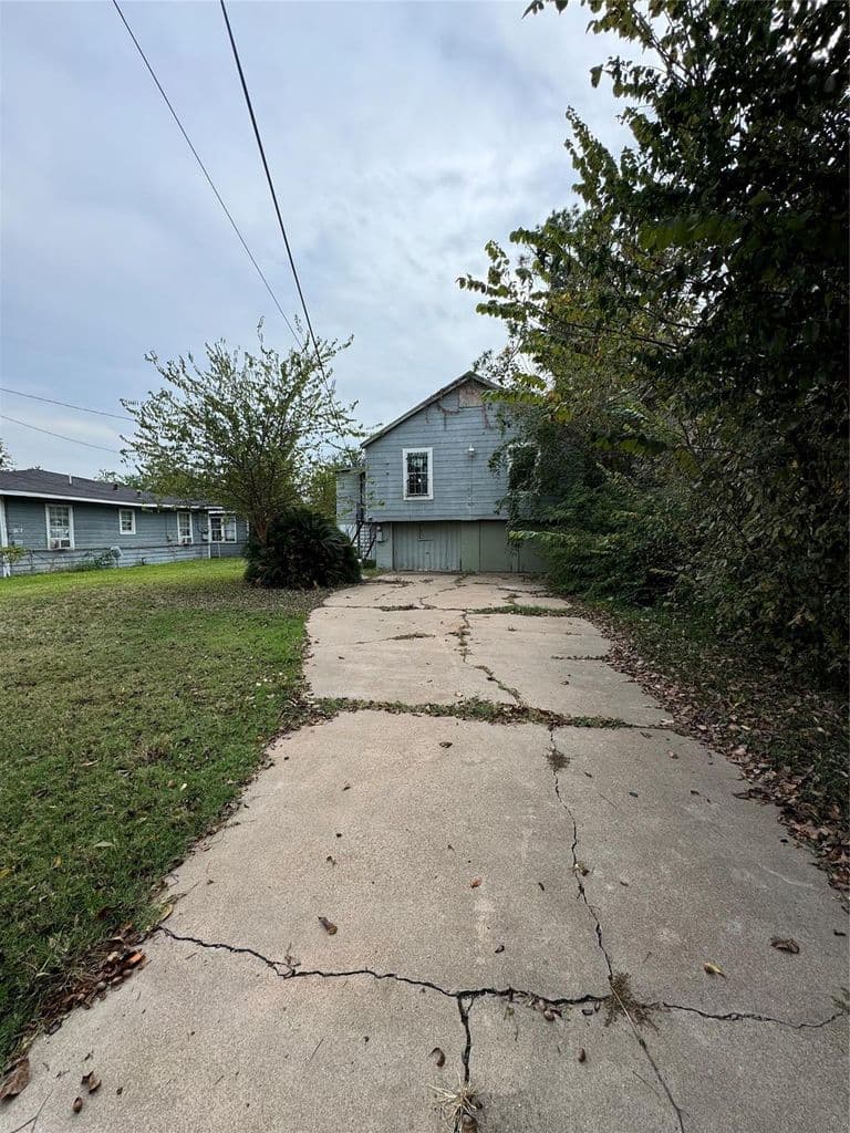 3612 Crane St — photo 2