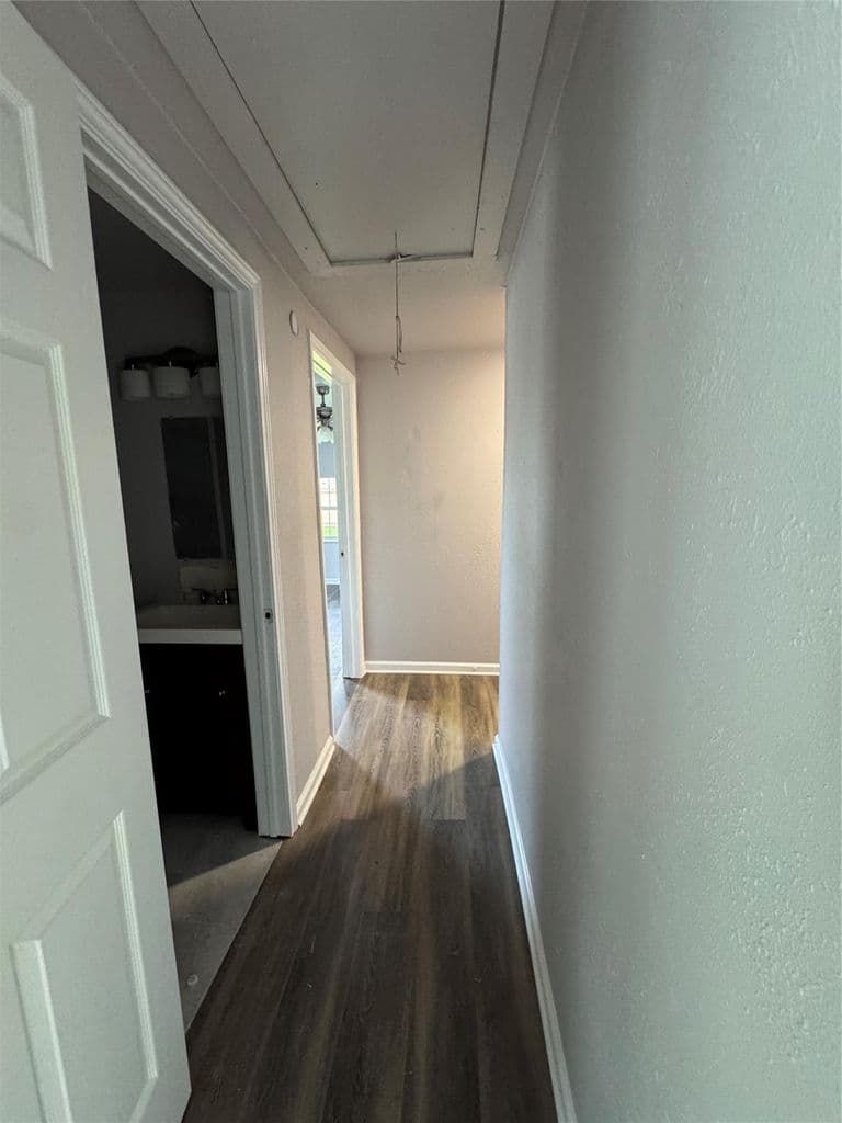 4412 Denmark St — photo 6