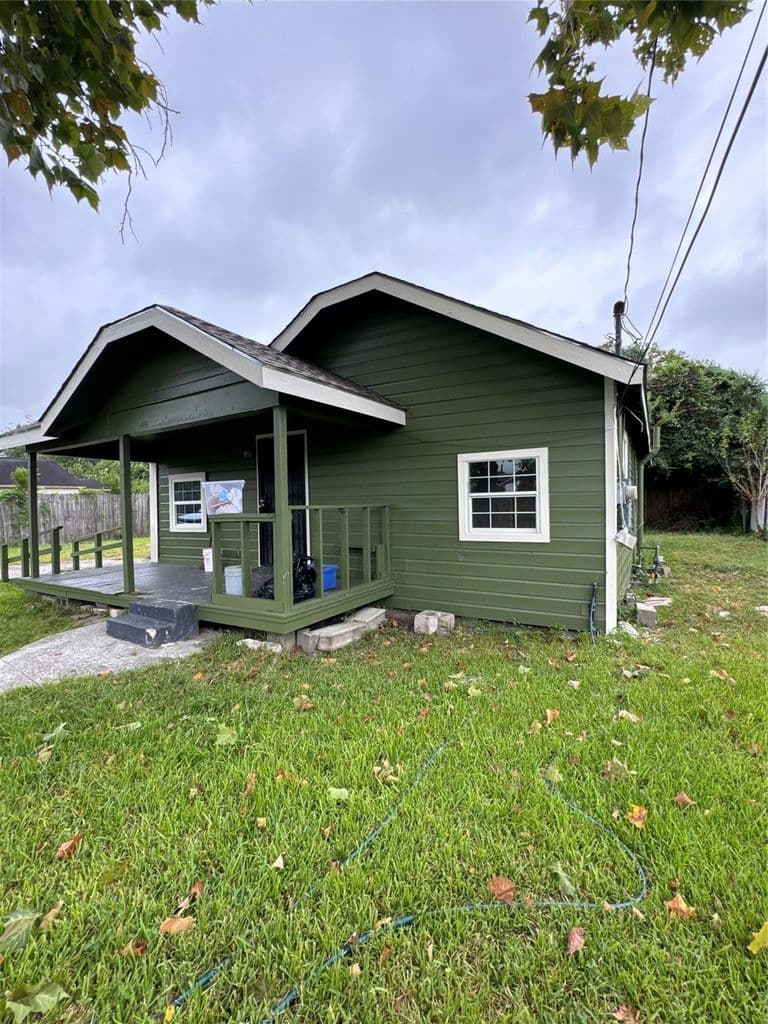 4412 Denmark St — photo 1