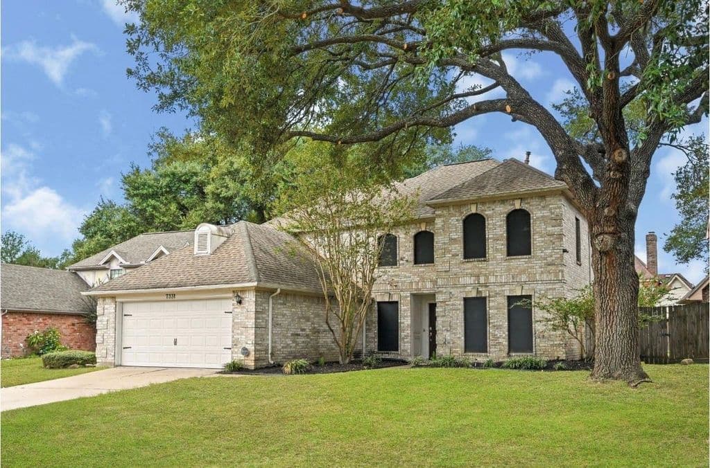 7331 W Hearthstone Green Dr — photo 1