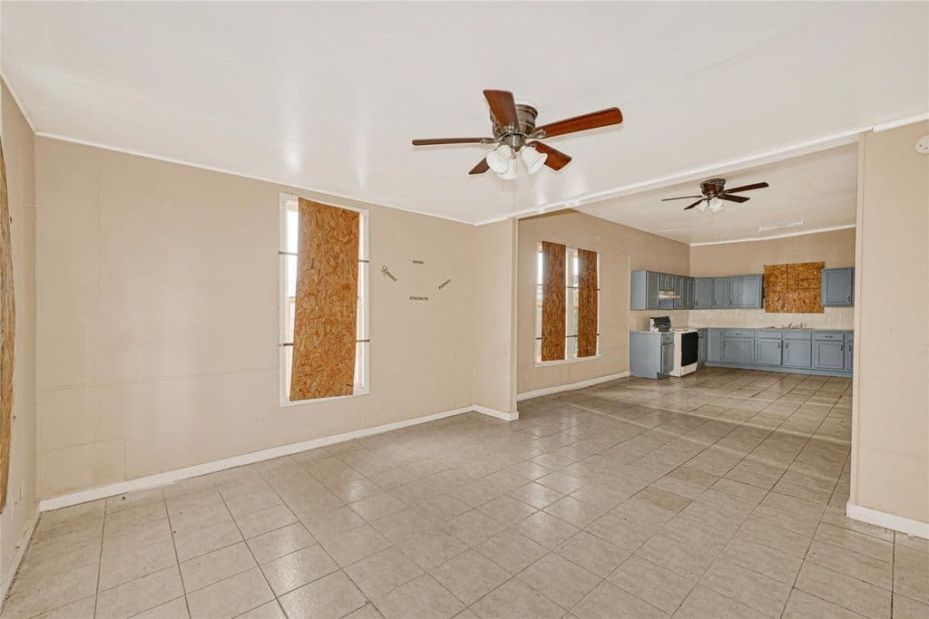4013 King St — photo 4