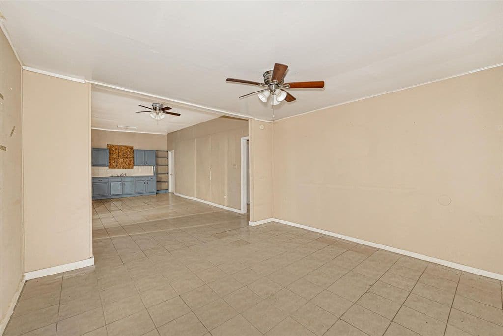 4013 King St — photo 5